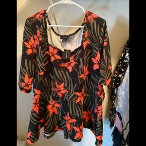 Short sleeve peplum blouse Ashley Stewart 26/28